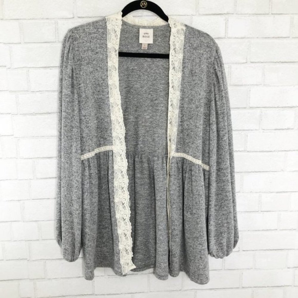 Knox Rose Gray & White Cardigan with Lace Trim and Balloon Sleeves Large